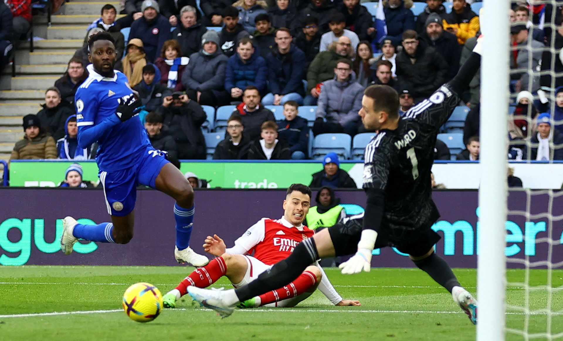 展现国际巅 展现国际巅