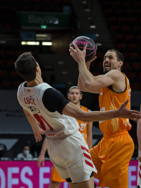 在世界范围 在世界范围