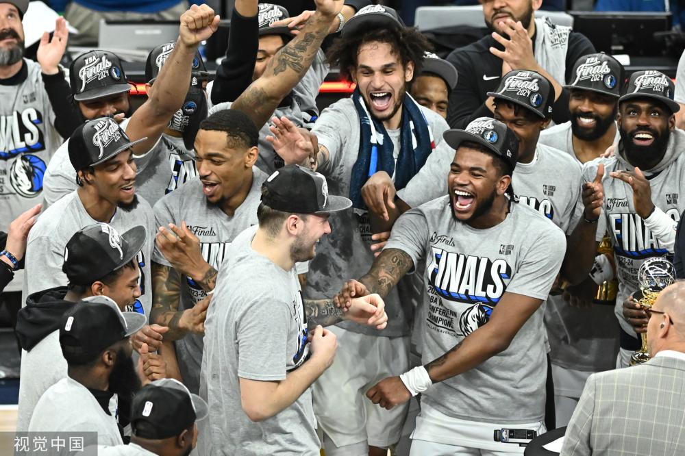 分心丢球 分心丢球